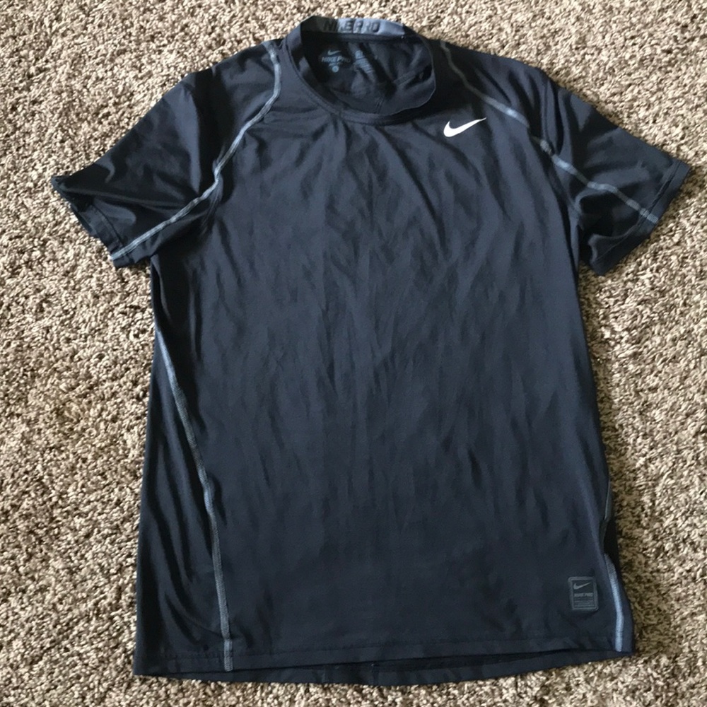 Black nike men shirt